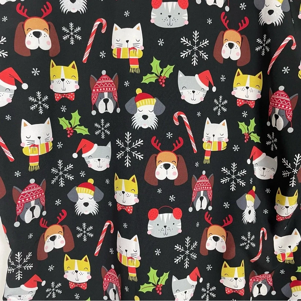 White Cross Christmas Pets Scrub top Sz XS - Picture 6 of 6